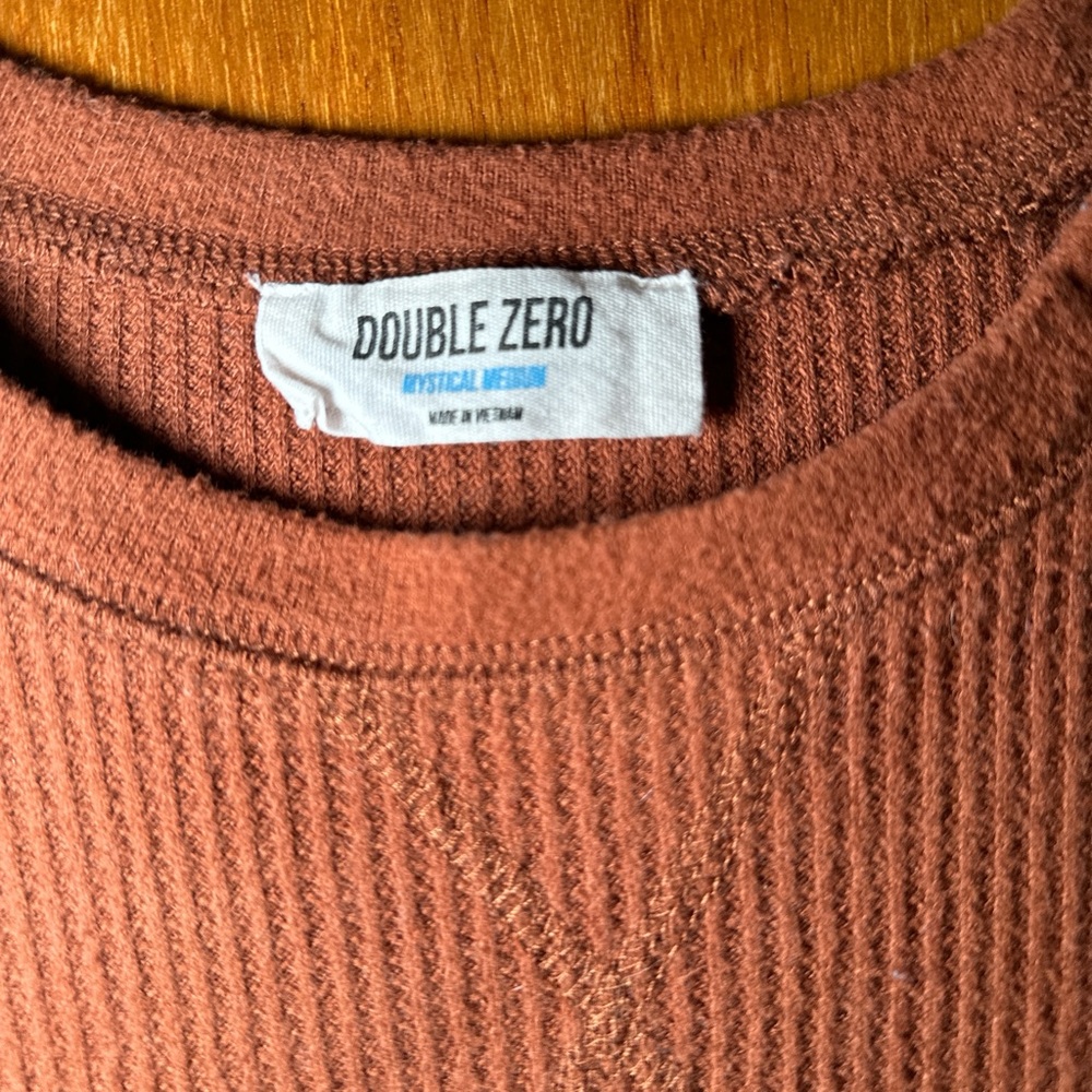 Sweater - Picture 2 of 2